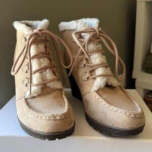Sugar Tan Lace Up Ankle Wedge Boots Size 6M